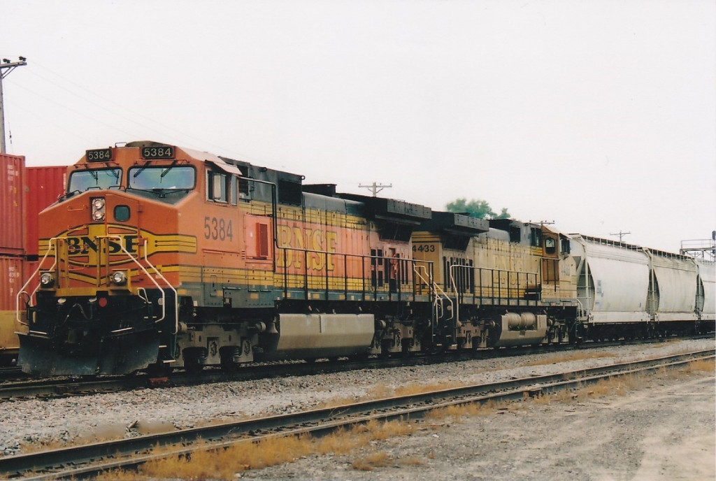 BNSF 5384 East